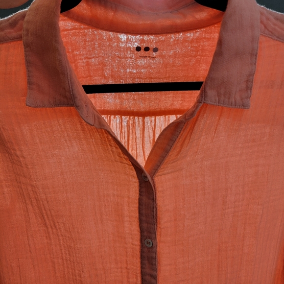 Three Dots 100% Cotton Button Down, Size L - Picture 3 of 8